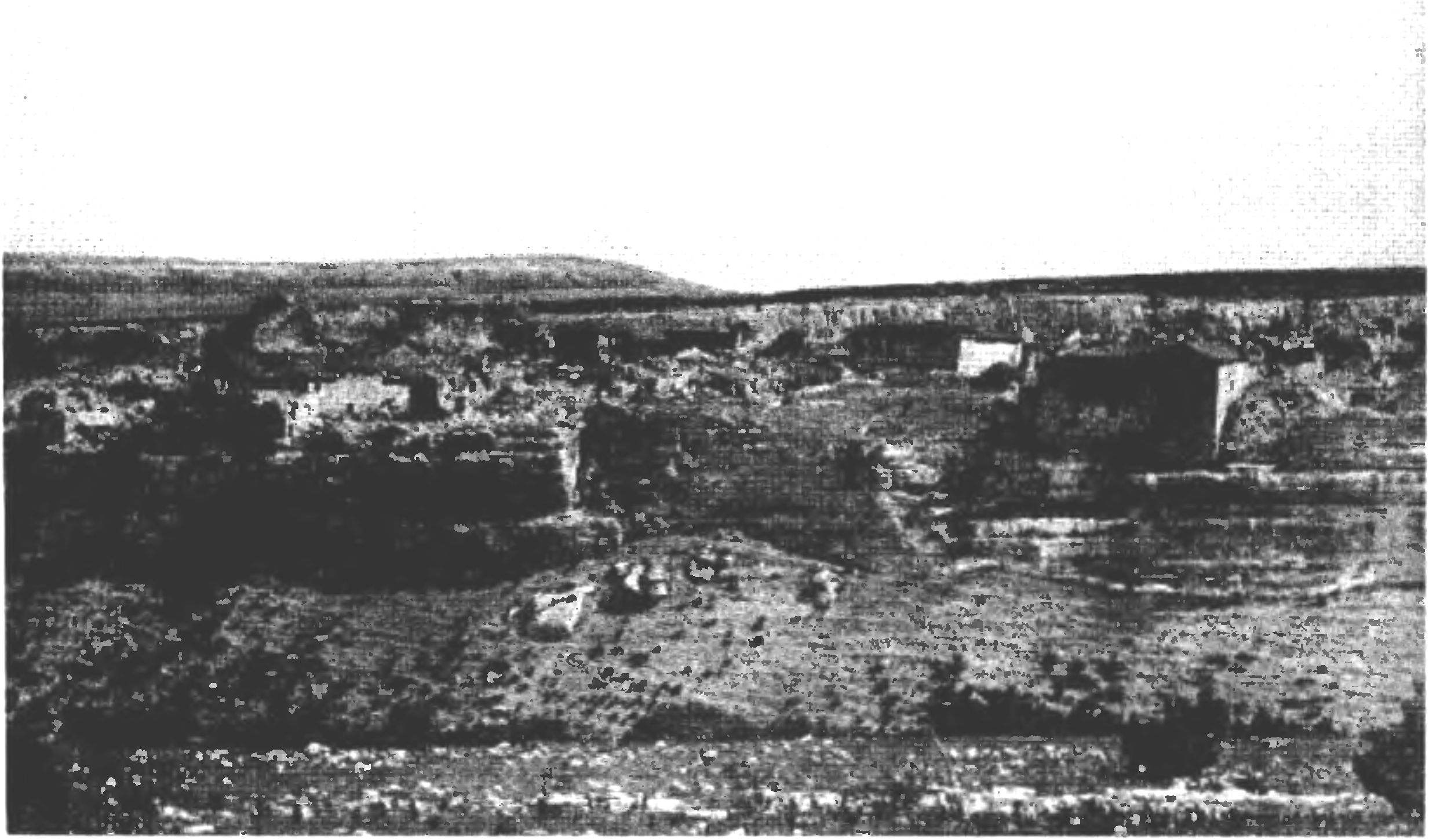 Чуфут-Кале: панорама «мертвого» города в конце XIX века